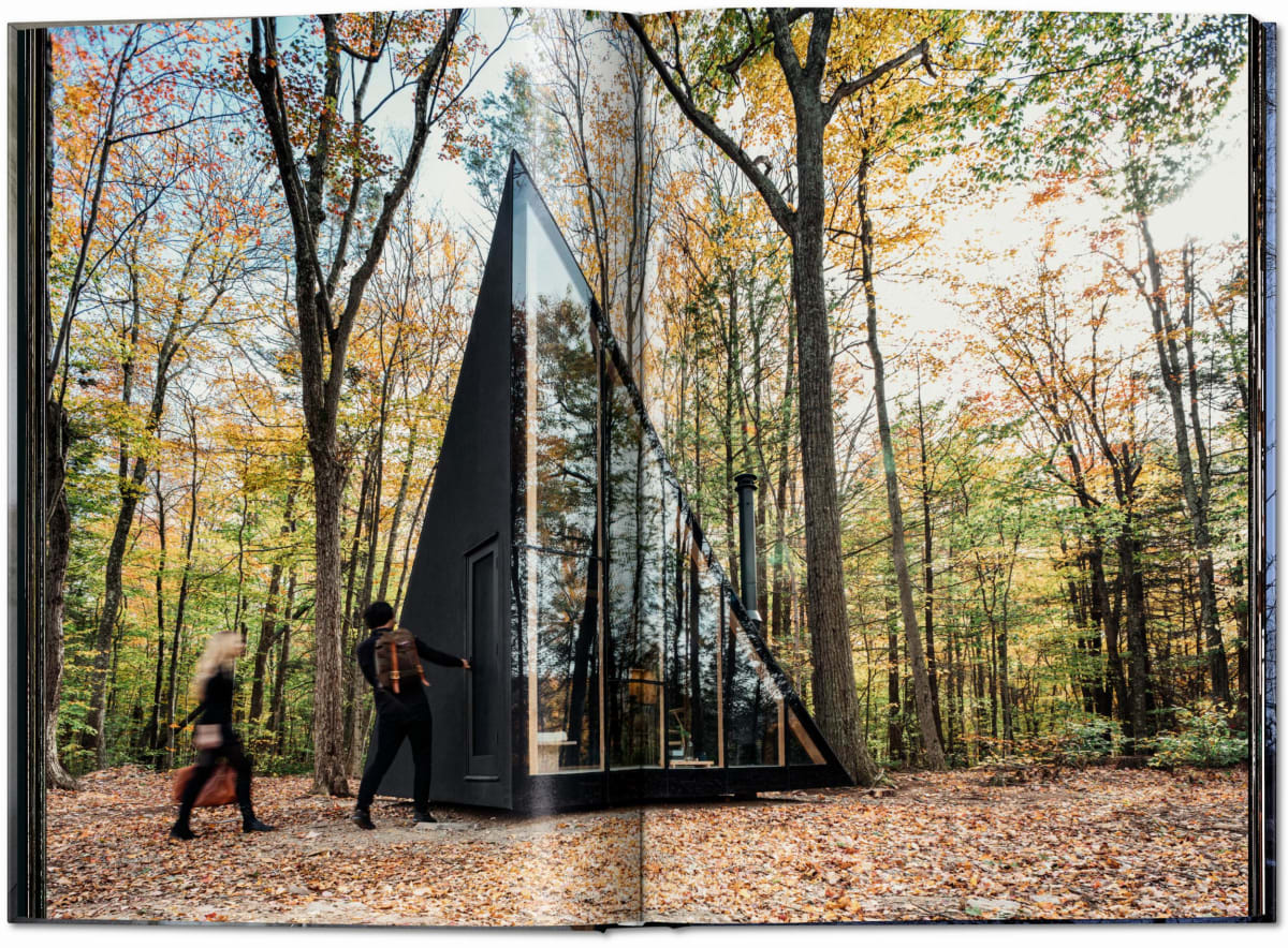 Homes for our Time : Small Houses Hardcover